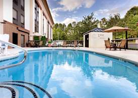 Hampton Inn Morganton 5