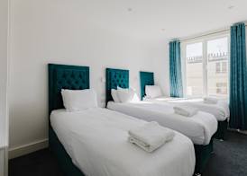 The Gate Hotel 5