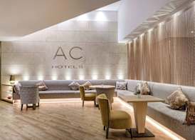 AC Hotel Genova by Marriott 3