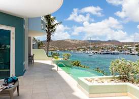 Oyster Bay Beach Resort 5