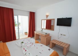 Thapsus Beach Resort 4