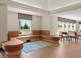 Days Inn by Wyndham Regina 3