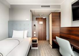 Premier Inn Berlin City Süd 4
