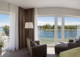 Hotel 47 4