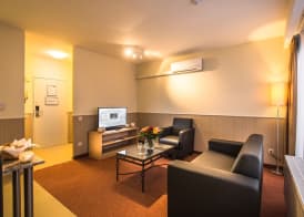 Arass Hotel & Business Flats 4
