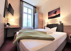Melarose Feng Shui Hotel 5