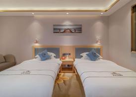 Microtel by Wyndham Lijiang 5