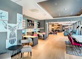 Premier Inn Darmstadt City Centre 4