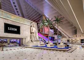 Luxor 2