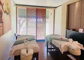 Pegasus Reef - A Beach Resort in Colombo 5