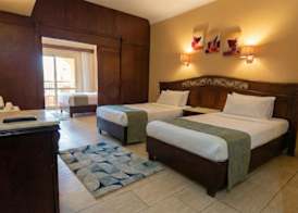 Regency Plaza Aqua Park and Spa Resort 5