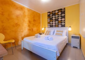 Villa Vacanze Paradiso - Oasi di Tranquillità con Piscina e Giardino a 10 min dal mare 5