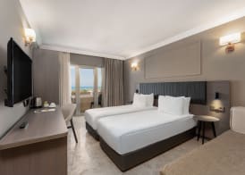 Adora Hotel & Resort 2