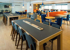 Holiday Inn Express SWINDON CITY CENTRE by IHG 2