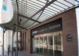Aparthotel & Spa Acuazul 2