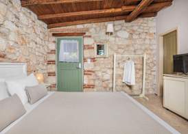 Petrino Eco Village 3