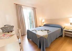 Apartamentos Cala Blanca 5