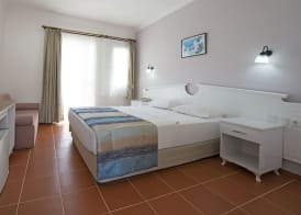 Karbel Beach Hotel 3