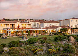 Mangia's Santa Teresa Sardinia, Curio Collection by Hilton 2