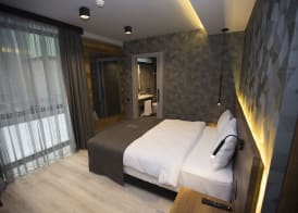 Emens hotel 2