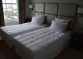 Cliff Hotel 3
