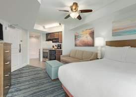 Club Wyndham Towers on the Grove 5