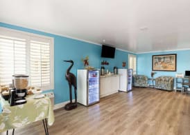 Days Inn by Wyndham Maui Oceanfront 3