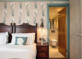 Morton Hotel 5