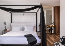 Nefeles Luxury Suites 2