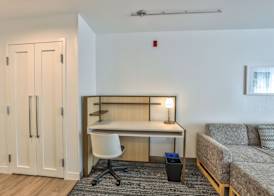 MainStay Suites 5
