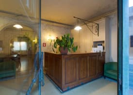 Hotel Moderno 2