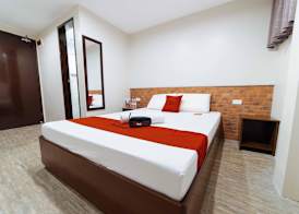 RedDoorz at Travelers Inn Bajada Davao 5