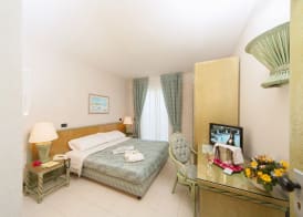 Hotel Ambasciatori 4