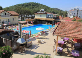 Carmina Hotel 2