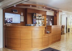 Arras Hotel 2