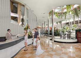 Ona Palmira Paradise 2