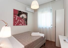 BCharming House 5