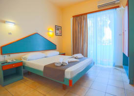 Filoxenia Apartments & Studios 4