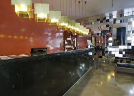 Hotel Reina Petronila 2