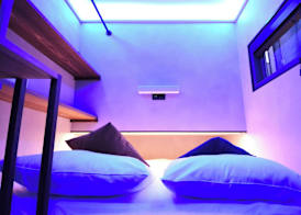 The Hyve Capsule hostel Amsterdam 5