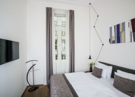 Hotel Golden Crown 3