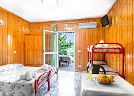 Bleu Village 5