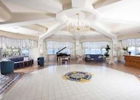 Summit Hotel 2