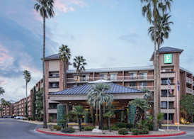 Embassy Suites by Hilton Tucson East 2