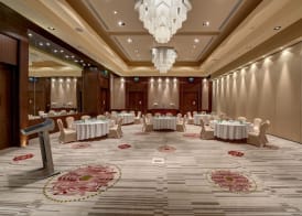 Crowne Plaza DUQM by IHG 2