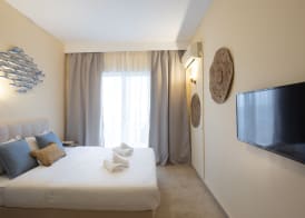 Aurora Beach Hotel 5