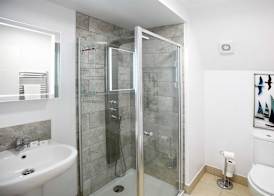 Austens Apartments 4
