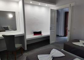 Achilleas Pension 4