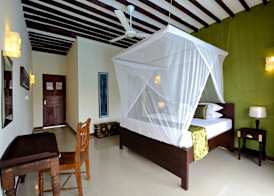 Amaan Beach Bungalows 2