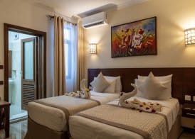 PrideInn Hotel Diani 3